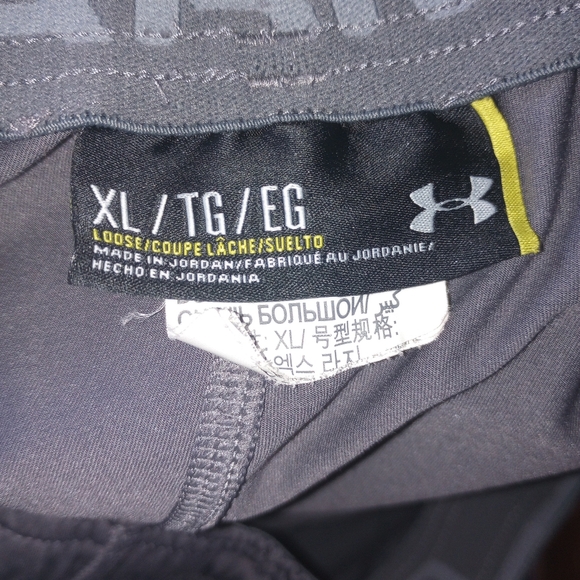 Under Armor Mens Shorts XL grey - Picture 6 of 6